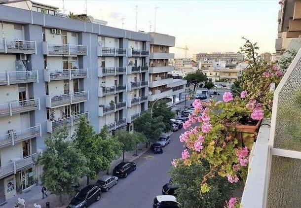 Le Dimore Di Luciana - Suites & Apartments Lecce Luaran gambar